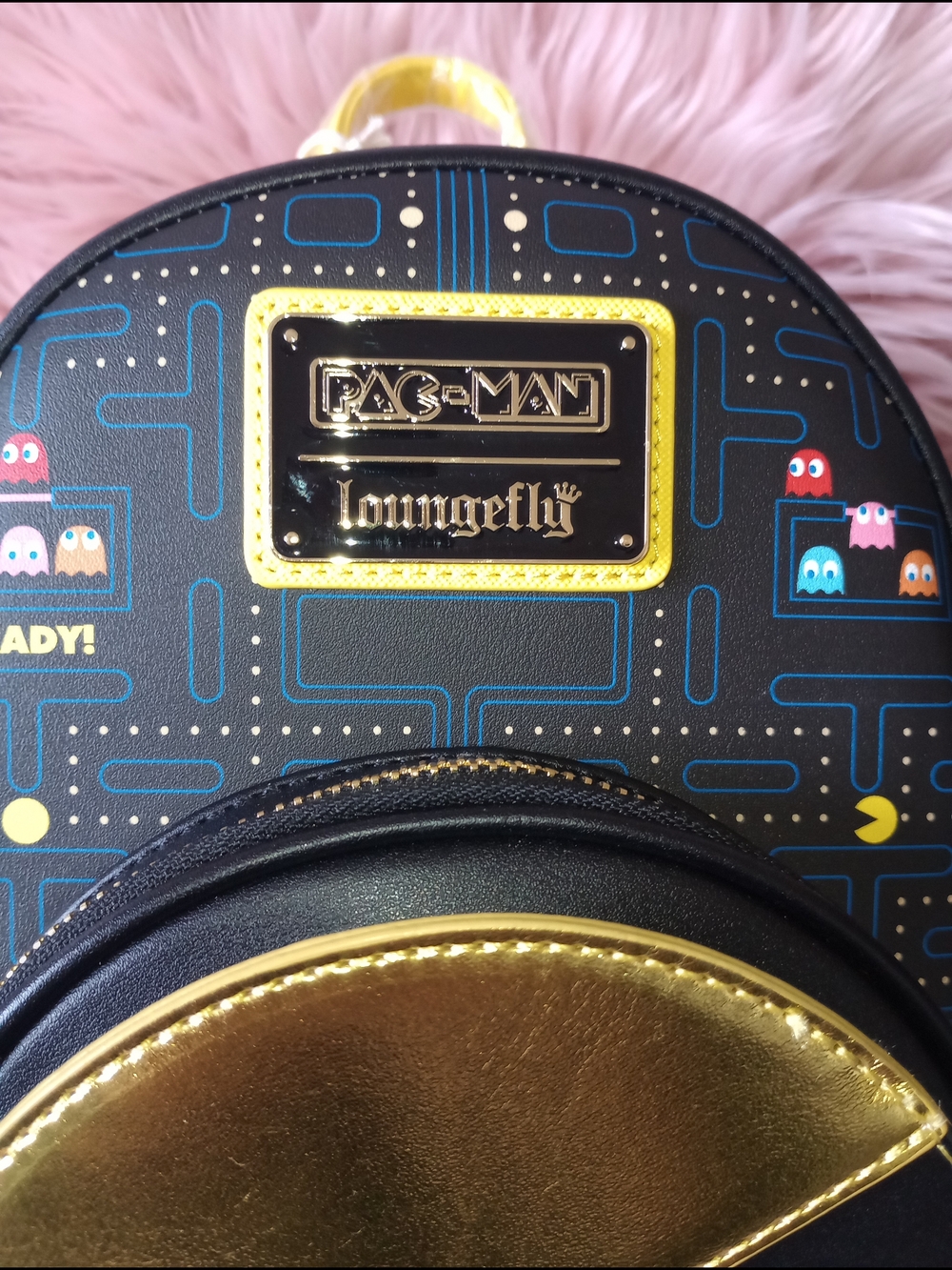 Loungefly PacMan GITD Mini Backpack - Picture 6 of 13